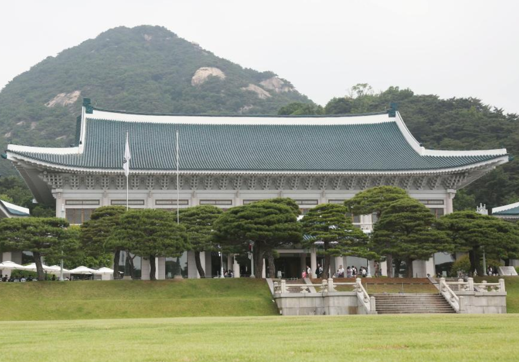 韩国总统府本月迁回青瓦台 