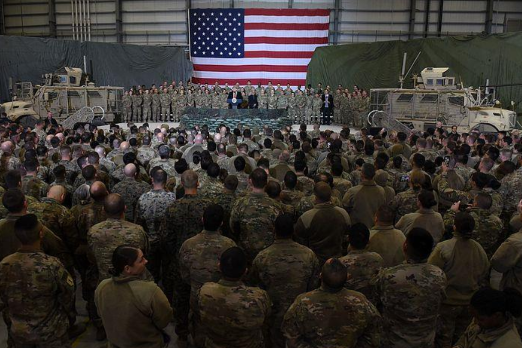 美军被曝正加强在中东军事部署 